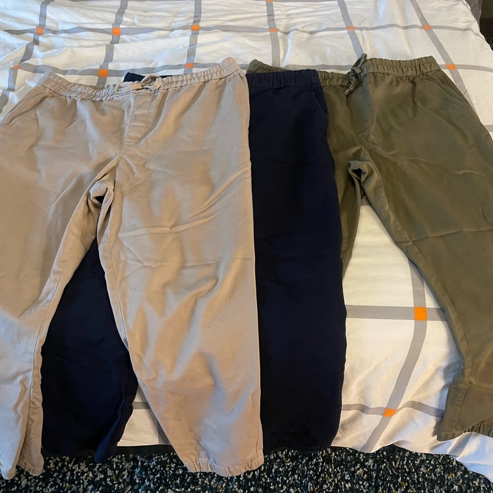 Banana Republic Men's Sweatpants in Tan, Navy, and Olive